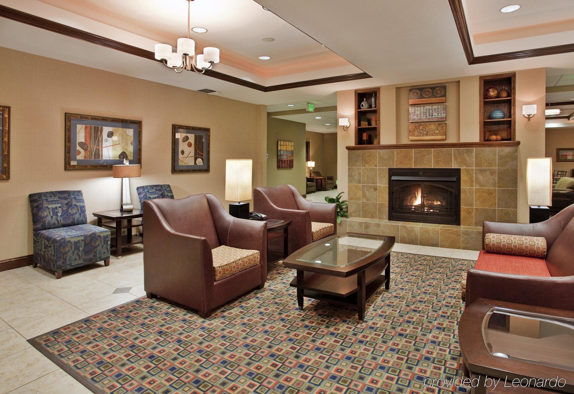 Holiday Inn Express & Suites Pittsburg By Ihg Interior foto
